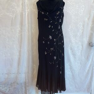 Alex Evenings Gorgeous black dress! Sz-16 sequins  on front & ruffle on bottom